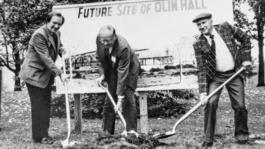 President Sam Hulbert and others breaking ground for Olin Hall.
