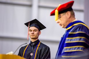 RHIT Commencement 2017 Herman Moench Outstanding Senior Thomas Janssen 18764 310X207