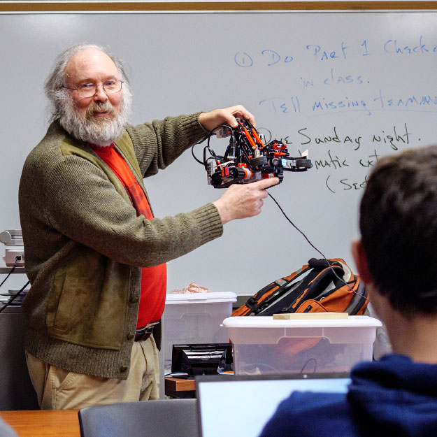 David Mutchler teaches a group of students.