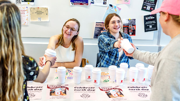 As part of campus’ Earth Week activities, the Student Government Association provided students a reusable cup to highlight a new plastic recycling effort supporting reTHink, Inc.’s community upcycling program.